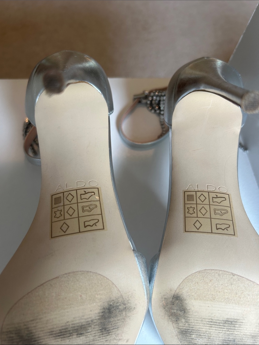 Aldo Woman’s Rhinestone Heels/ size us 8.5 - Picture 5 of 6